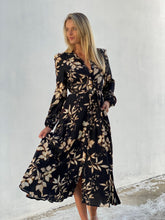 Load image into Gallery viewer, Multi Black &amp; Gold Long Sleeve Shirt Dress with Tie Belt &amp; Pockets