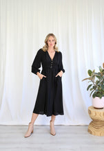 Load image into Gallery viewer, Black Long Sleeve Linen Midi Dress