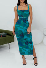 Load image into Gallery viewer, Multi Green Bodycon with corset lace up back