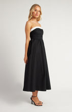 Load image into Gallery viewer, Black &amp; White Cotton contrast Neckline Ruched Bodice Midi Dress