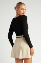 Load image into Gallery viewer, Black Long Sleeve Cross over Bodysuit